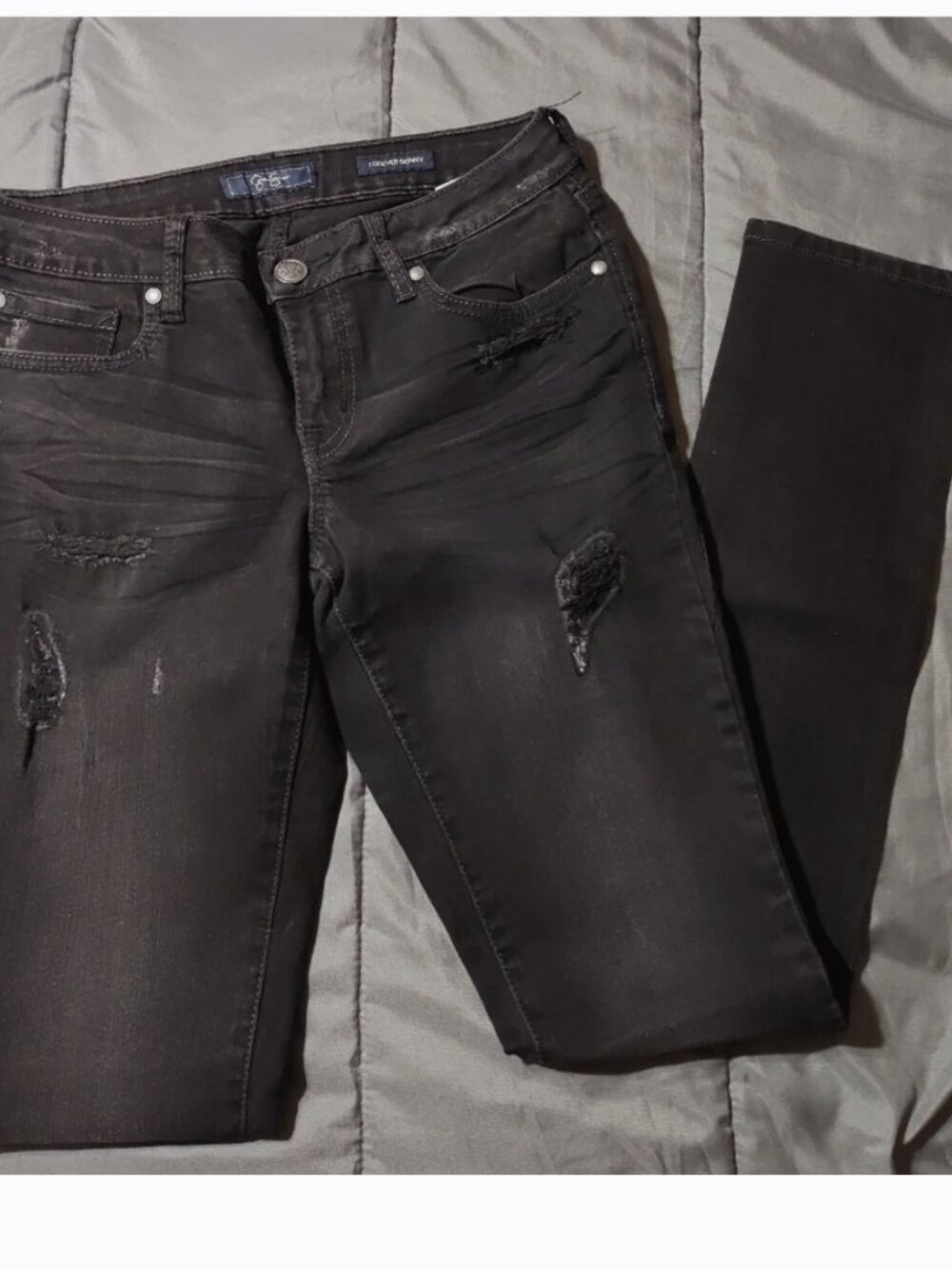 NWOT Jessica Simpson forever skinny jeans back distressed  Size 30
